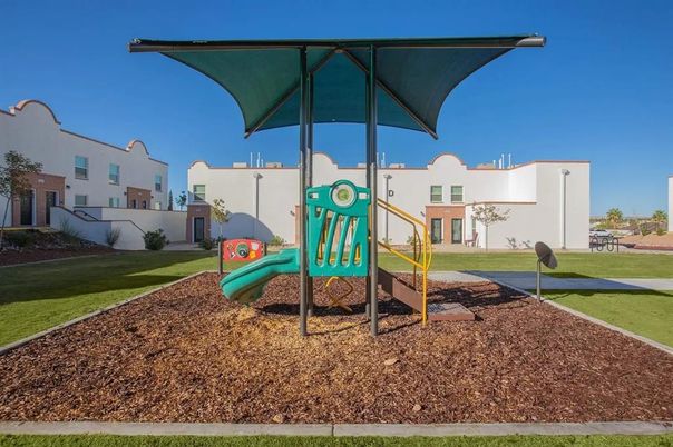 Backyard, Exterior, Playground