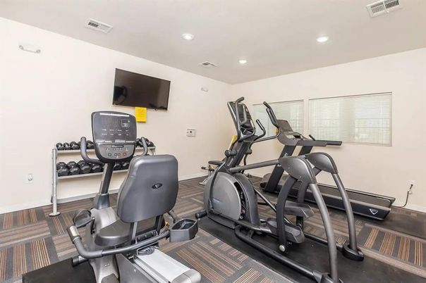 Fitness Equipment, Interior, Recessed Lighting, Wood Texture Flooring