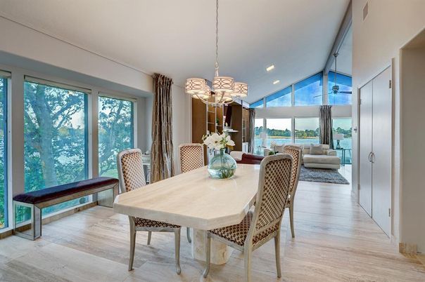 Chandelier, Dining room, Interior, Living room, Pendant Lights, Recessed Lighting, Wood Texture Flooring