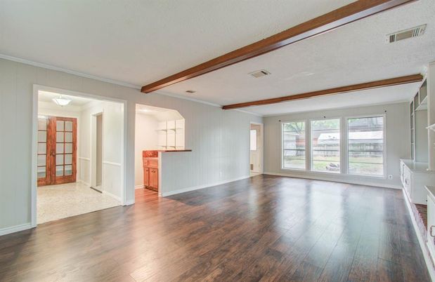 Empty room, Interior, Recessed Lighting, Wooden Beams, Wood Texture Flooring