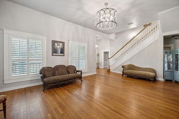 Interior, Pendant Lights, Wood Texture Flooring