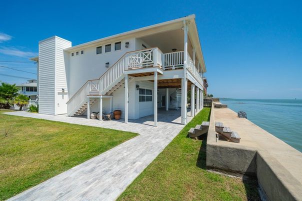 Backyard, Exterior, Lake, Water