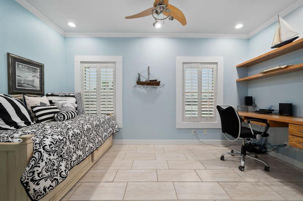 Bedroom, Home Office, Interior, Recessed Lighting
