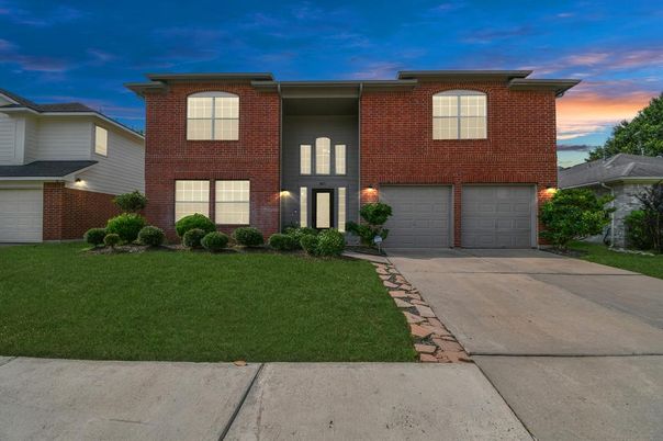 Attached, Exterior, Facade, Brick Facade, Brick Traditional