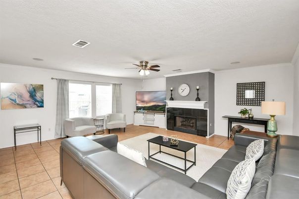 Fireplace, Interior, Living room