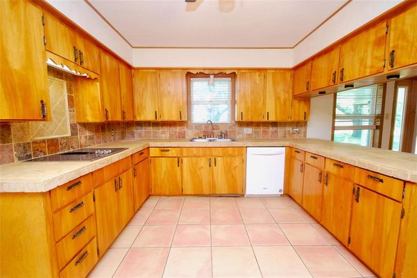 Interior, Kitchen, Tile Countertops