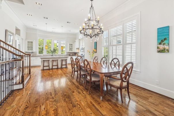 Chandelier, Dining room, Interior, Kitchen, Pendant Lights, Recessed Lighting, Wood Texture Flooring
