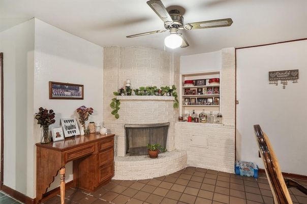 Fireplace, Interior