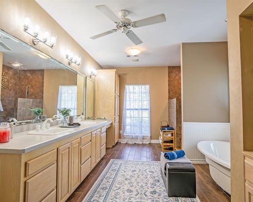 Bathroom, Dual Sink Vanities, Interior, Wood Texture Flooring