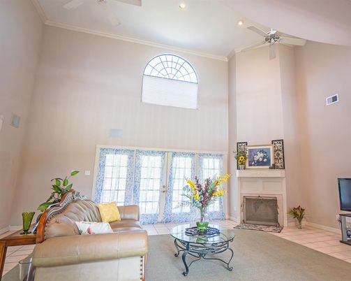 Fireplace, Interior, Living room, Recessed Lighting