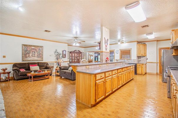 Interior, Kitchen, Living room, Recessed Lighting, Wood Texture Flooring