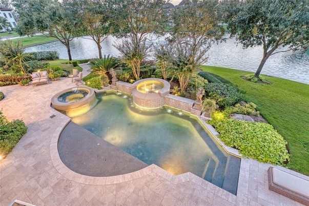 Exterior, Pool, Water