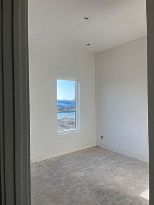 Empty room, Interior, Recessed Lighting, Water