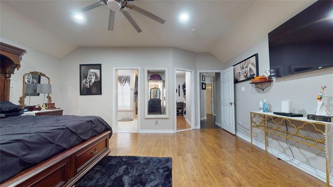 Bedroom, Interior, Recessed Lighting, Wood Texture Flooring