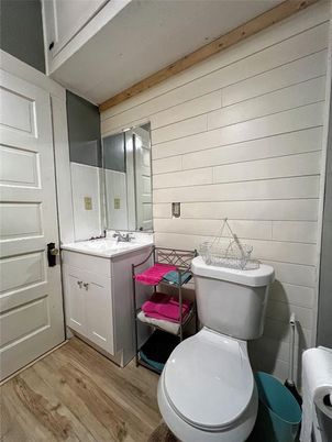 Bathroom, Interior, Wood Texture Flooring