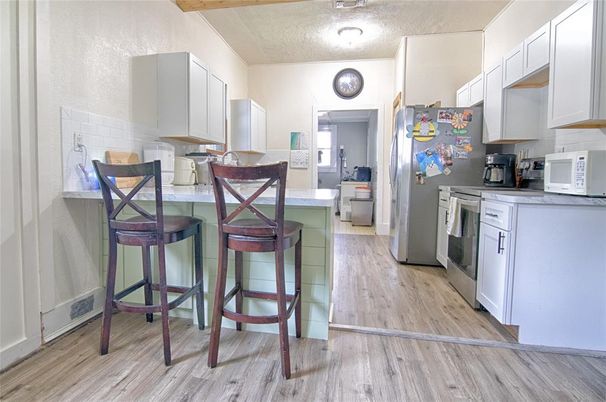 Interior, Kitchen, Wood Texture Flooring