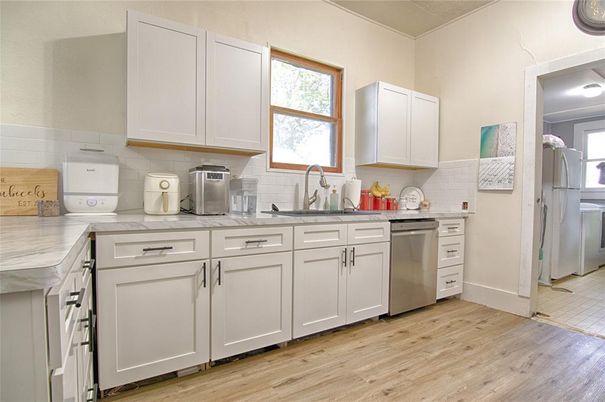 Interior, Kitchen, Stainless Steel Appliances, Wood Texture Flooring