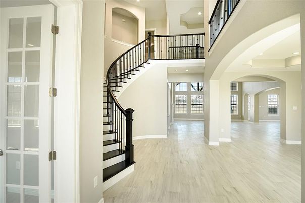 Interior, Recessed Lighting, Wood Texture Flooring