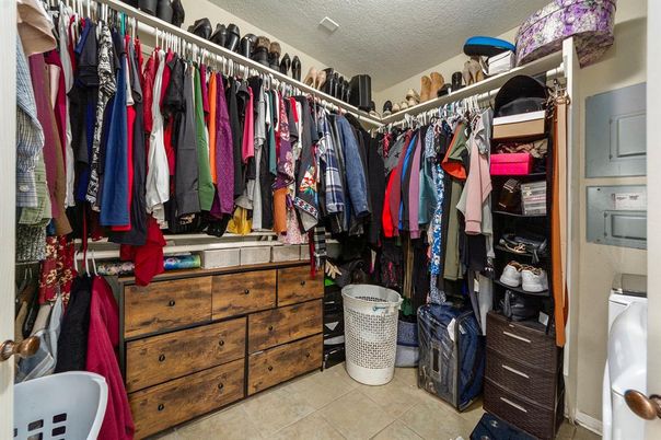 Interior, Walk-in Closets