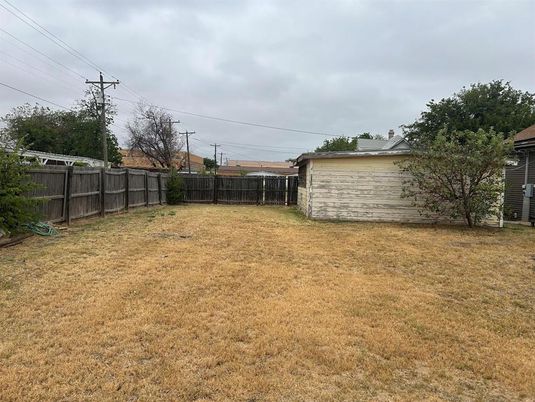 Backyard, Detached Garage, Exterior