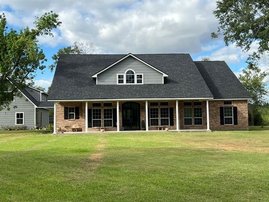 Exterior, Facade, Brick Facade, Cape Cod