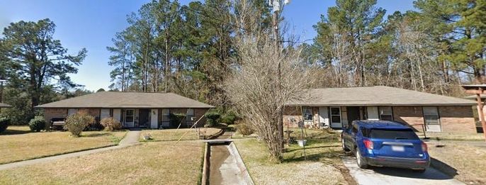 Backyard, Exterior, Facade, Brick Facade, None