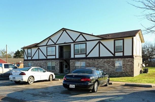 Exterior, Facade, Brick Facade, Tudor Revival