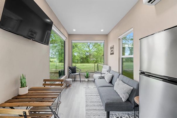 Interior, Living room, Recessed Lighting, Wood Texture Flooring