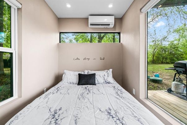 Bedroom, Interior, Marble, Recessed Lighting