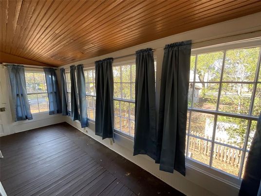 Empty room, Interior, Wooden Ceilings, Wood Texture Flooring