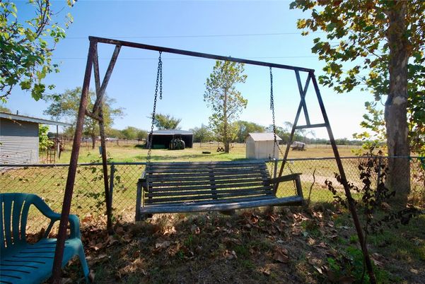Backyard, Exterior, Playground