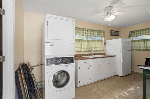 Interior, Washer