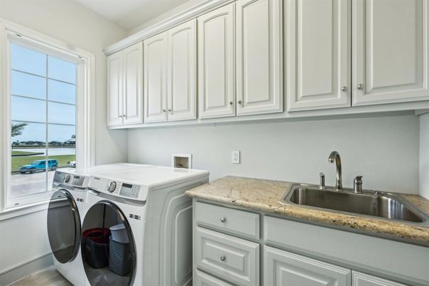 Interior, Washer