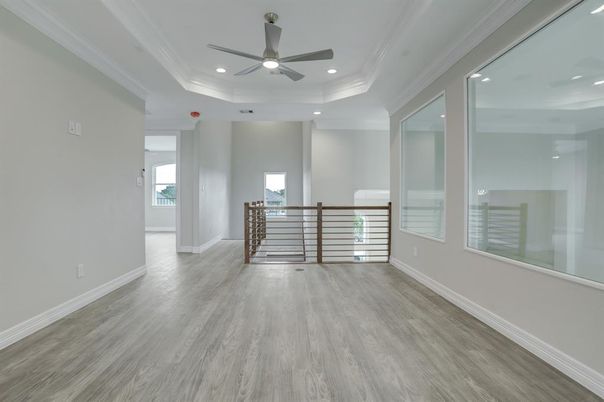 Empty room, Interior, Recessed Lighting, Wood Texture Flooring