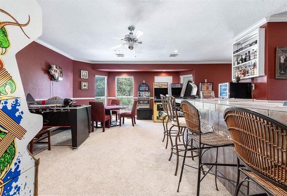 Dining room, Interior, Recessed Lighting