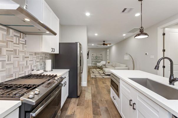 Interior, Kitchen, Living room, Pendant Lights, Recessed Lighting, Stainless Steel Appliances, Wood Texture Flooring
