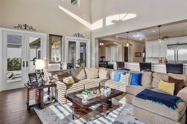 Dining room, Interior, Kitchen, Living room, Pendant Lights, Recessed Lighting, Stainless Steel Appliances, Wood Texture Flooring