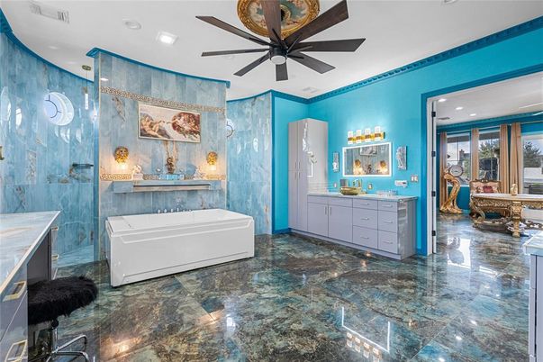 Bathroom, Interior, Recessed Lighting