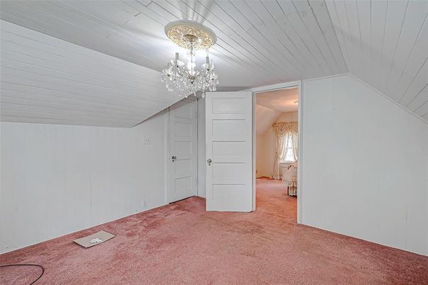 Chandelier, Empty room, Interior