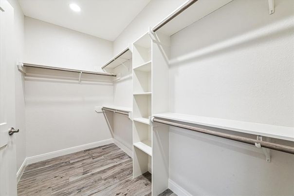 Interior, Recessed Lighting, Walk-in Closets, Wood Texture Flooring