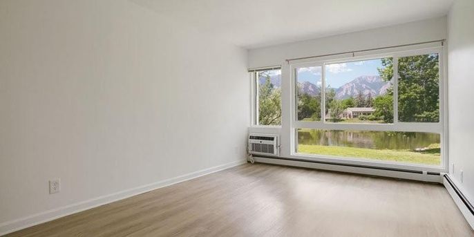 Empty room, Interior, Wood Texture Flooring