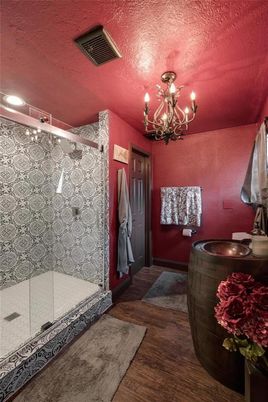 Bathroom, Chandelier, Interior, Recessed Lighting, Wood Texture Flooring