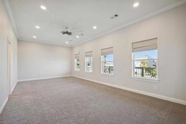 Empty room, Interior, Recessed Lighting