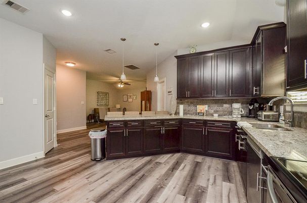 Interior, Kitchen, Pendant Lights, Recessed Lighting, Wood Texture Flooring