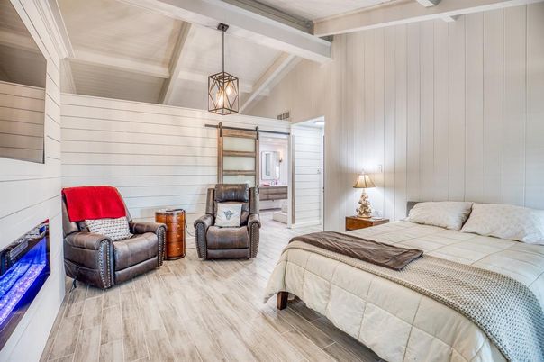 Bedroom, Interior, Pendant Lights, Wood Texture Flooring