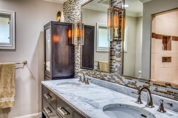 Bathroom, Dual Sink Vanities, Interior