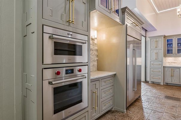 Interior, Kitchen, Stainless Steel Appliances