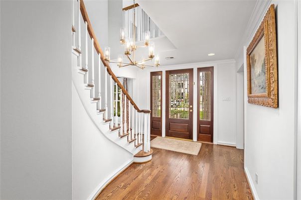 Interior, Pendant Lights, Recessed Lighting, Wood Texture Flooring