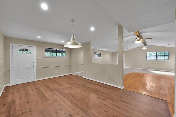 Empty room, Interior, Pendant Lights, Recessed Lighting, Wood Texture Flooring