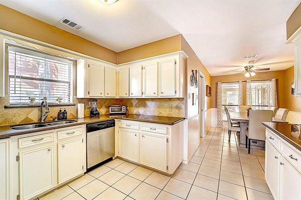 Dining room, Interior, Kitchen